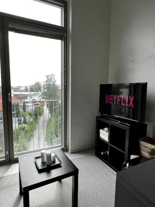 Cozy Penthouse Loft - Near The Airport Leilighet Vanda Eksteriør bilde